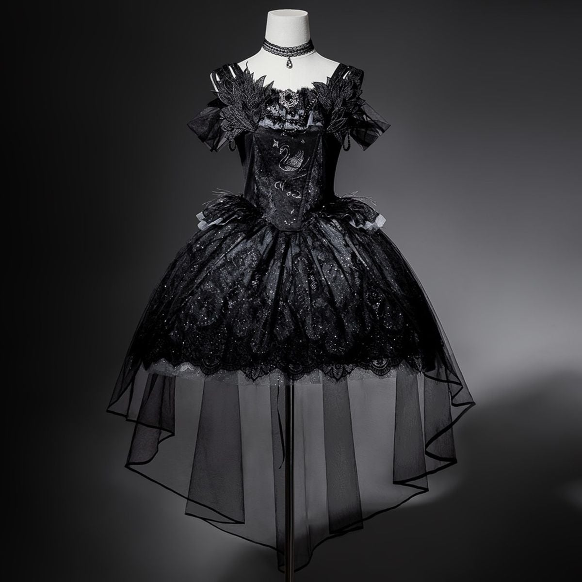 Elegant Gothic Lace Off-Shoulder Ensemble