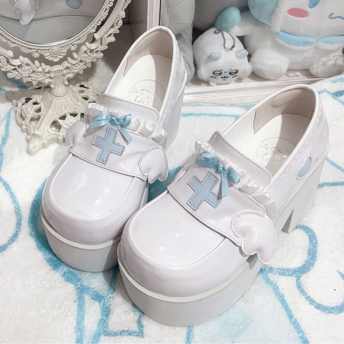 Heavenly Bow-Cross High-Sole Shoes