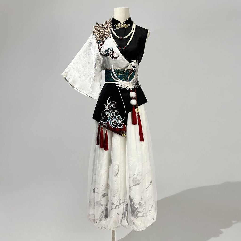 Asymmetrical Oriental-Inspired Set