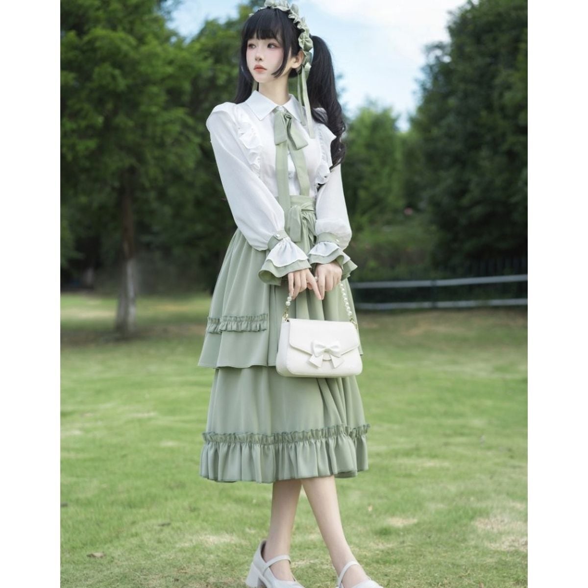 Sophisticated Green Long Skirt Outfit