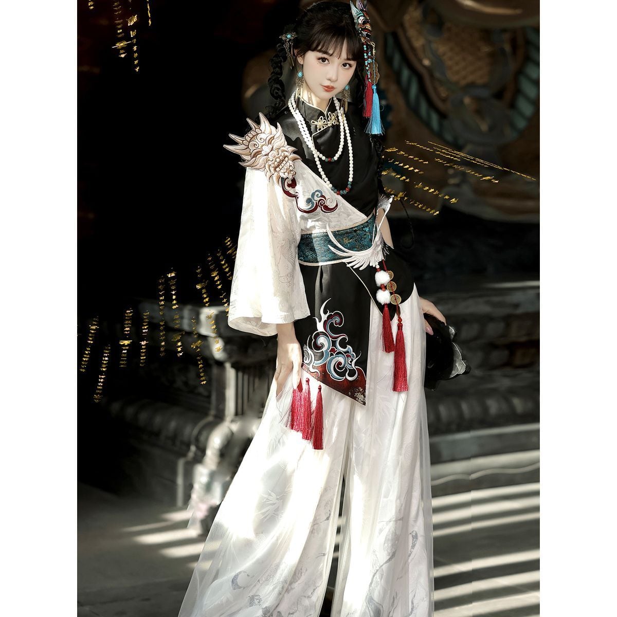 Asymmetrical Oriental-Inspired Set