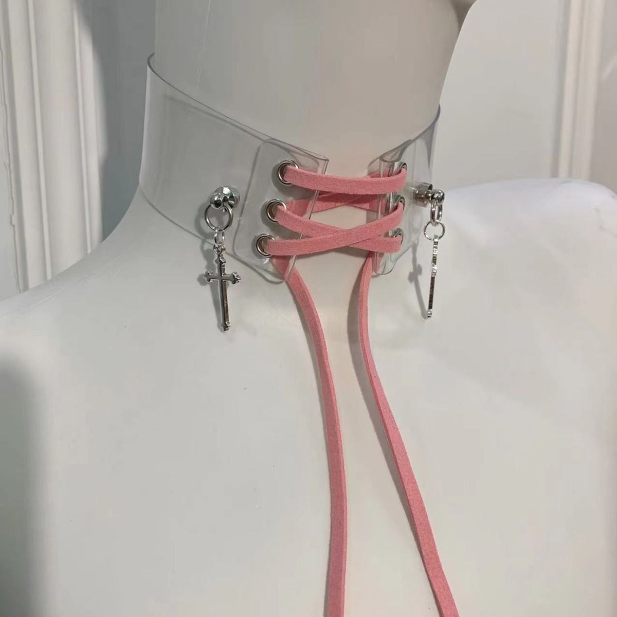 Jirai-kei Lace-Up Choker