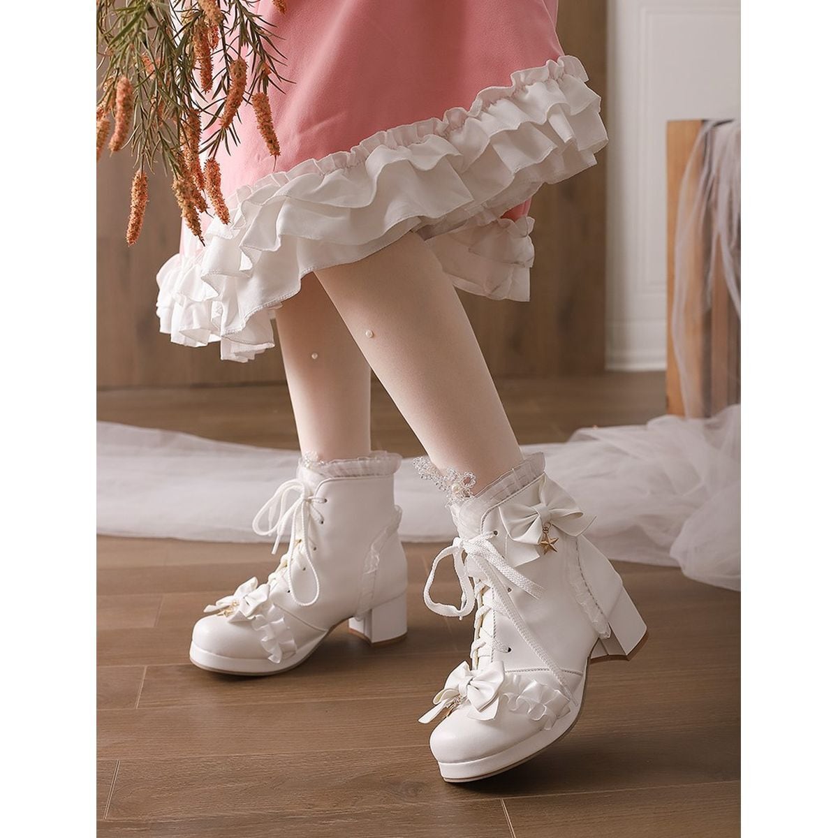 Star Strap Ruffle Ribbon Boots