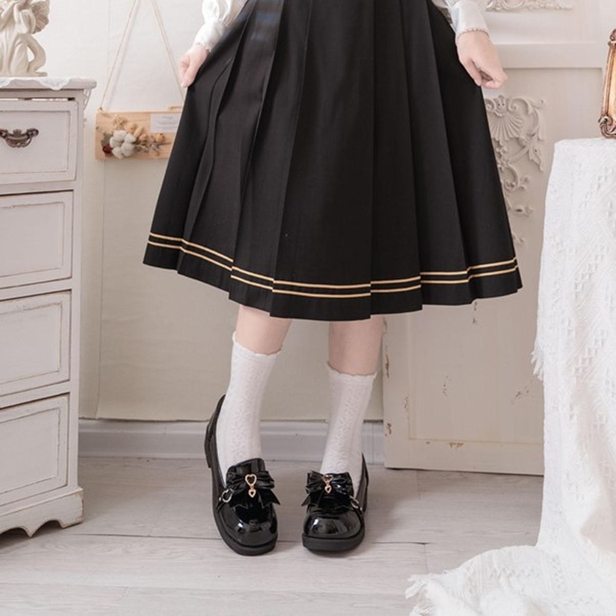 Flat Heart-Bow Dolly Shoes