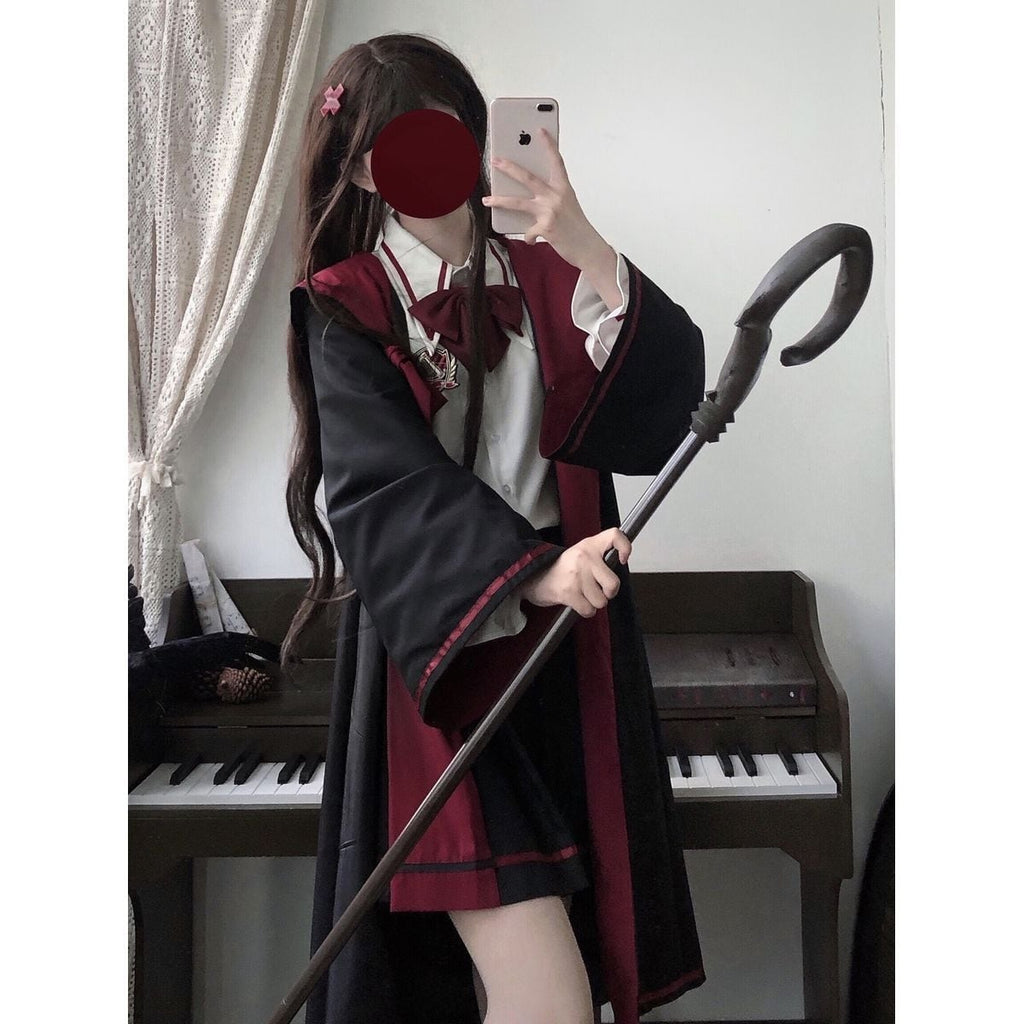 Wizard Academy Cape Outfit