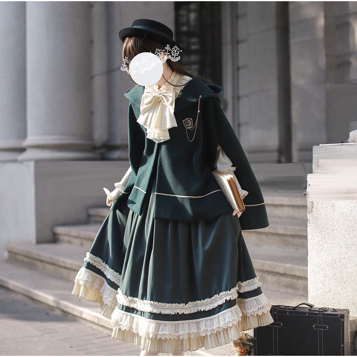 Elegant Magical Academy Cape Set