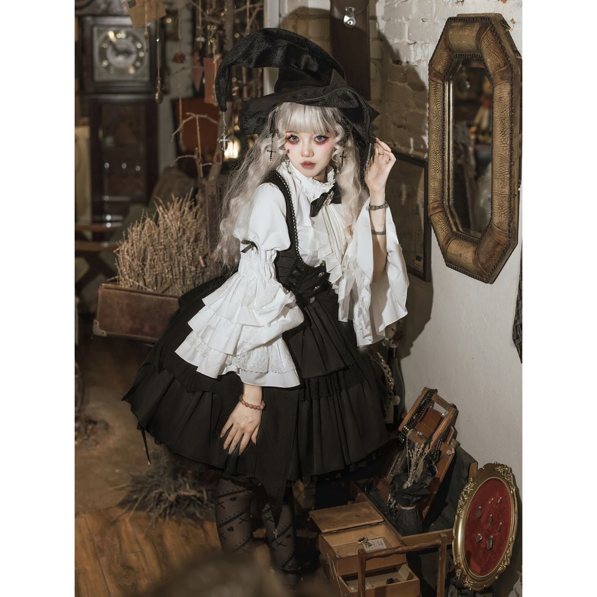 Gothic Frill Set with Princess Sleeves