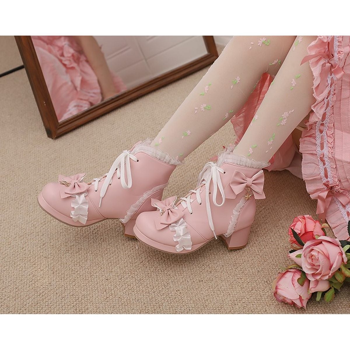 Star Strap Ruffle Ribbon Boots