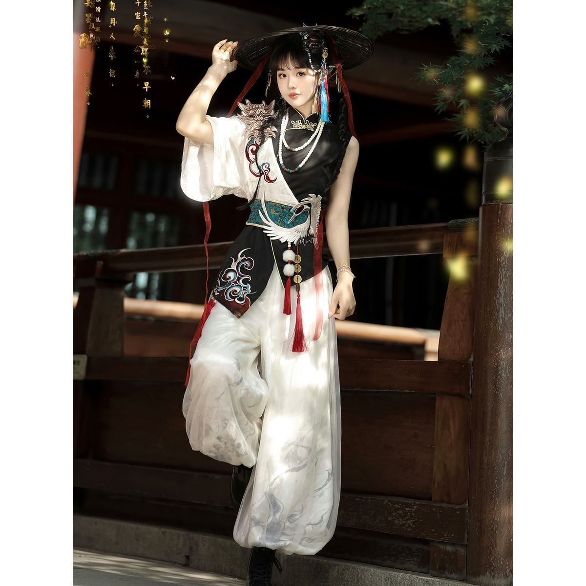 Asymmetrical Oriental-Inspired Set