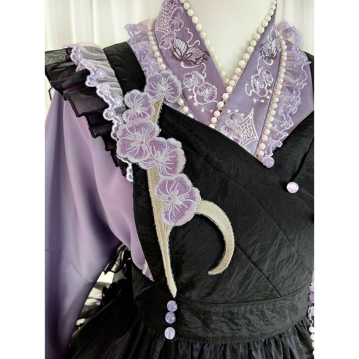 Lavender & Noir Frill Ensemble