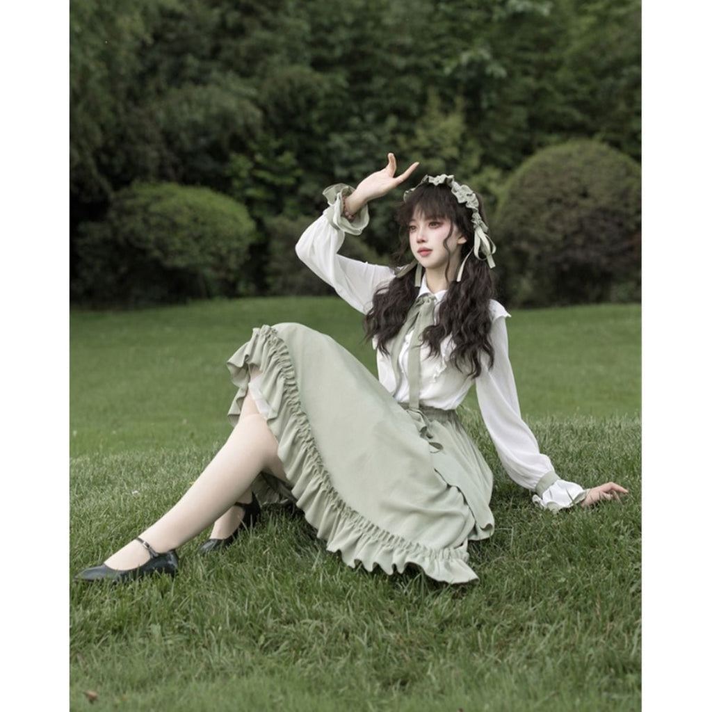 Sophisticated Green Long Skirt Outfit