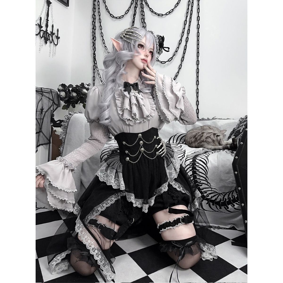 Elegant Gothic Lace Sleeve Ensemble