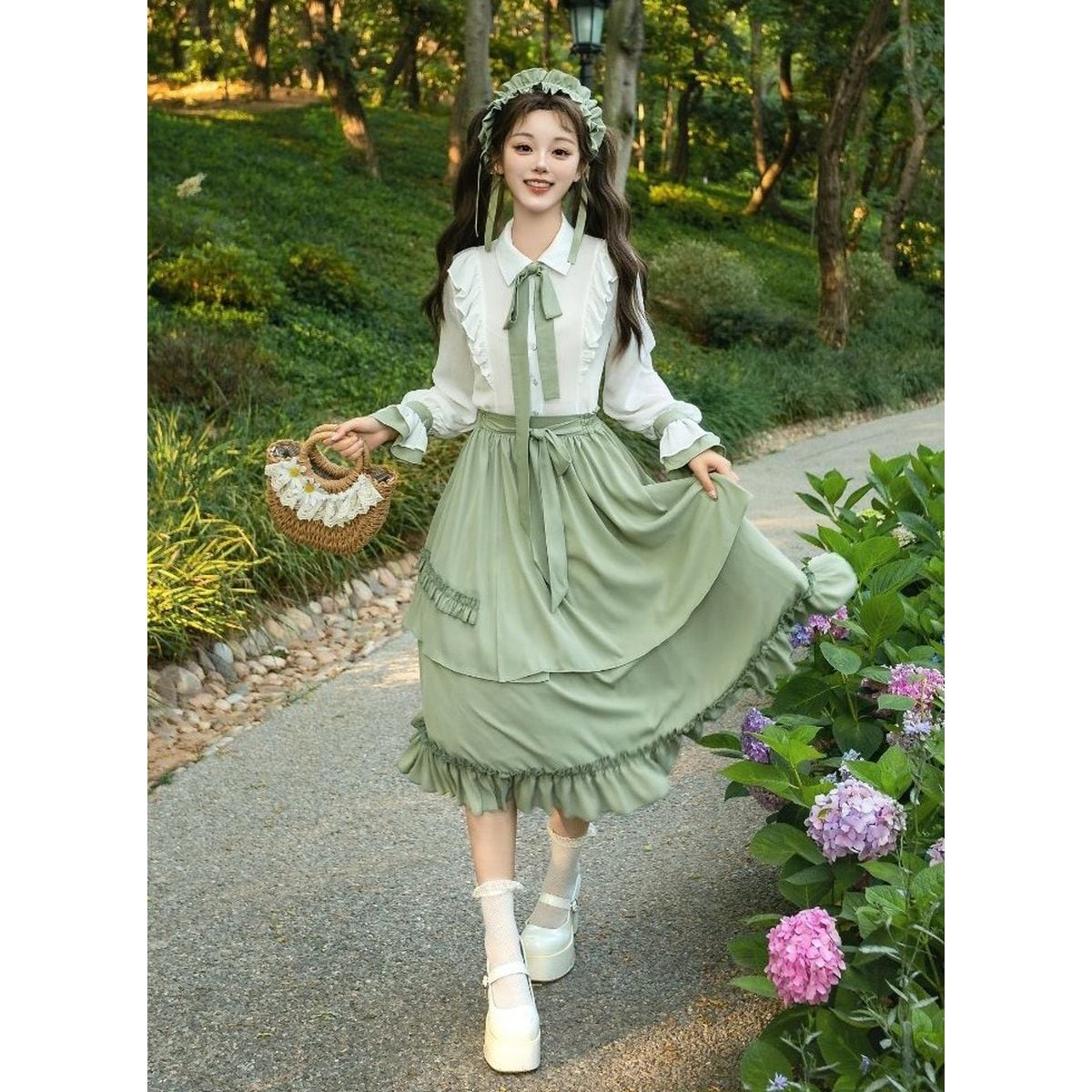 Sophisticated Green Long Skirt Outfit