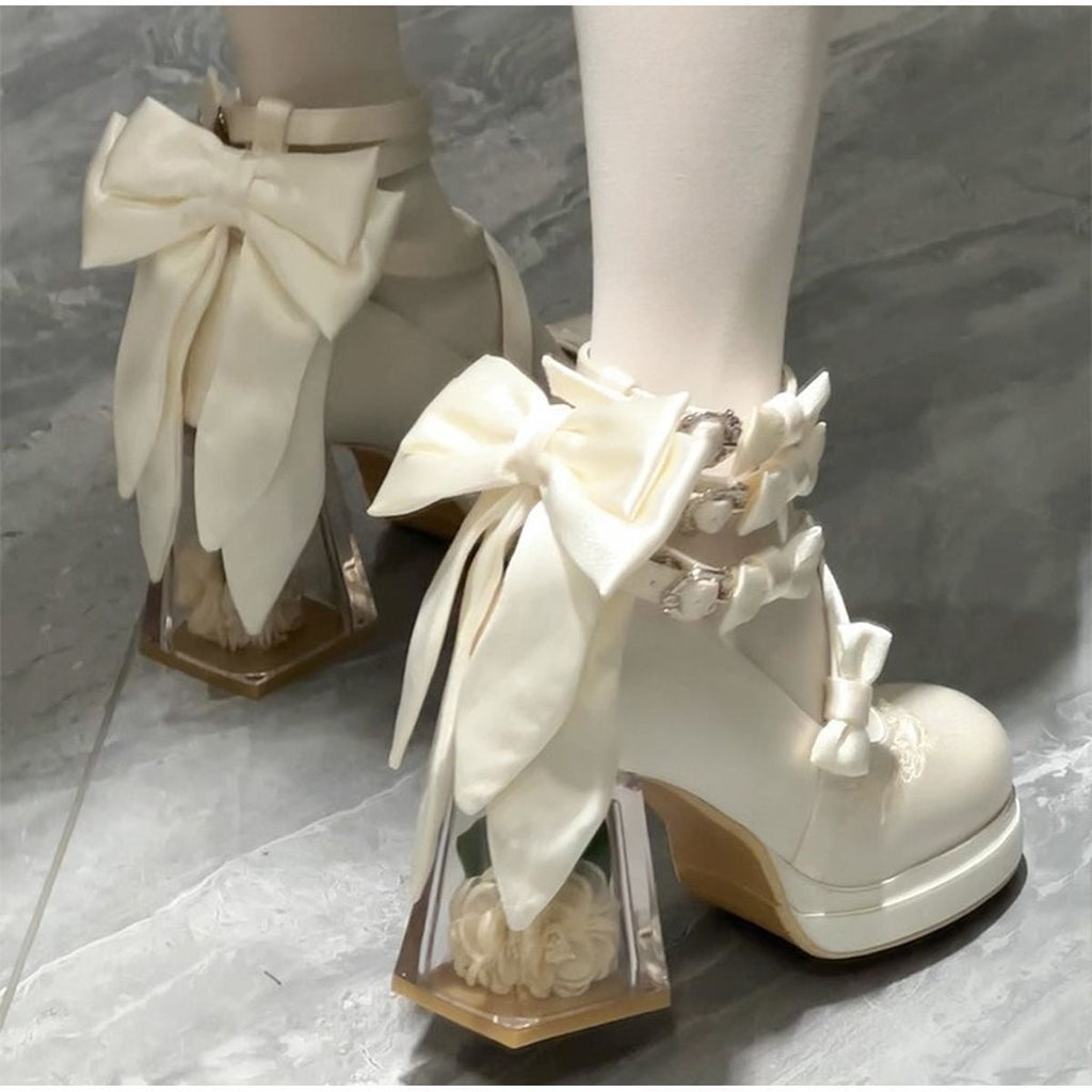 Elegant Flower Accent Pumps