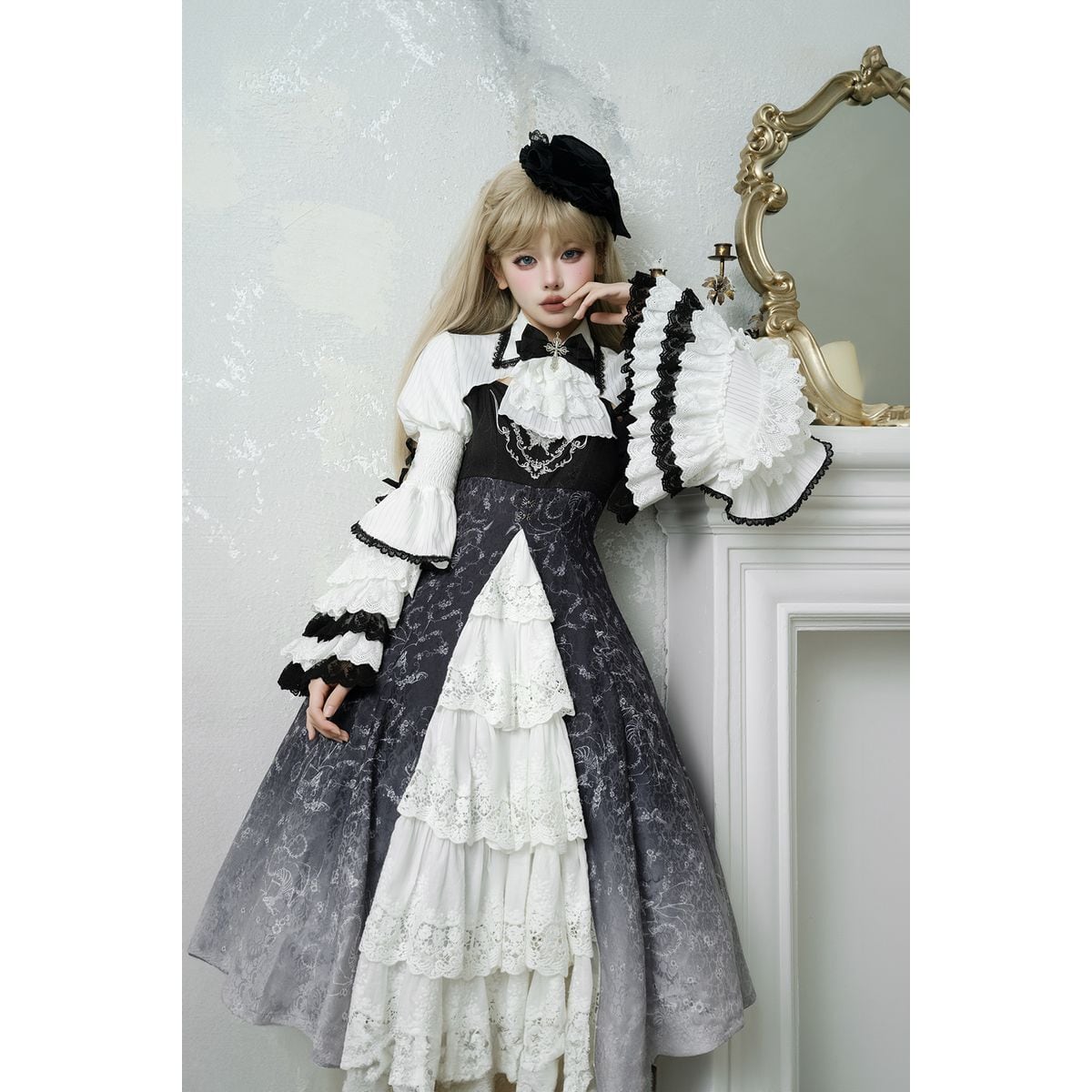 Gothic Gradient Princess Sleeve Ensemble