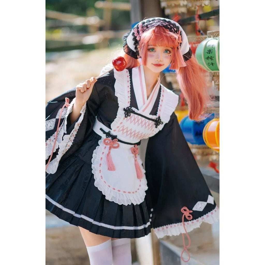Japanese Lolita Maid Ensemble