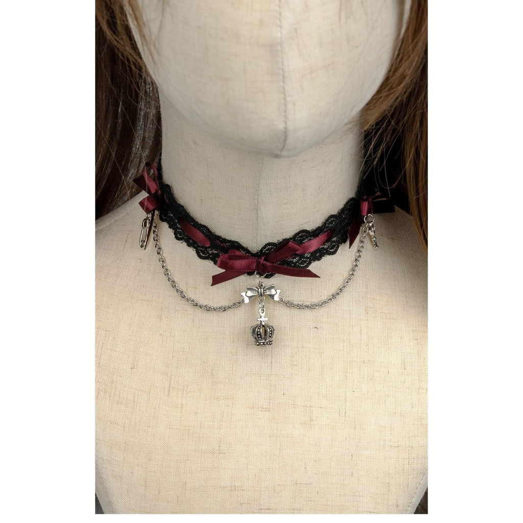 Crown Charm Ribbon Choker