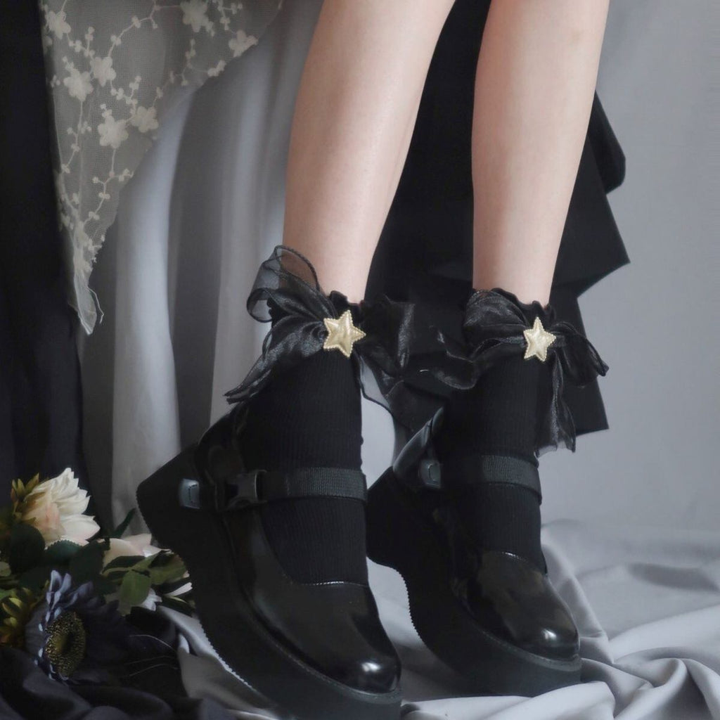 Frilled Star Pattern Ankle Socks
