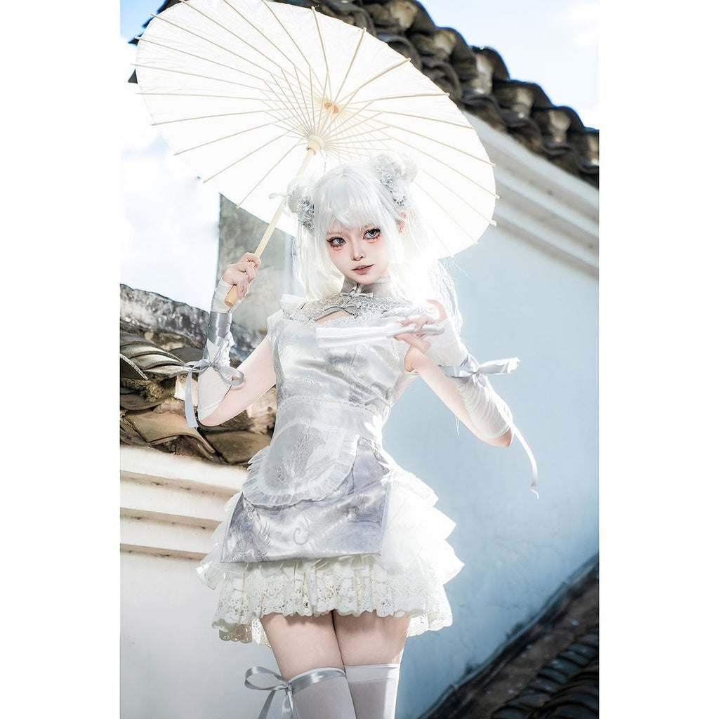 Luxe Silver Oriental Maid Ensemble