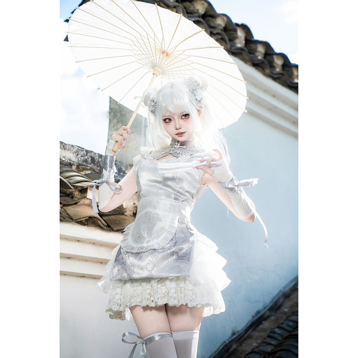 Luxe Silver Oriental Maid Ensemble