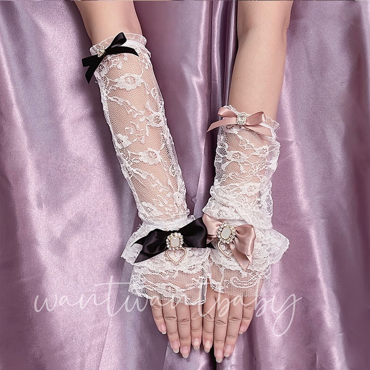 Cute Lace Arm Covers with Ribbons