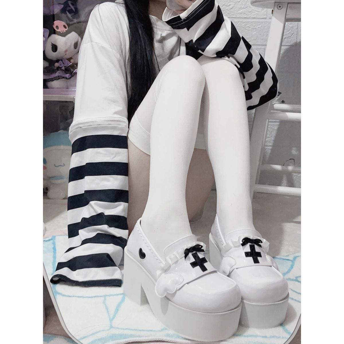 Heavenly Bow-Cross High-Sole Shoes