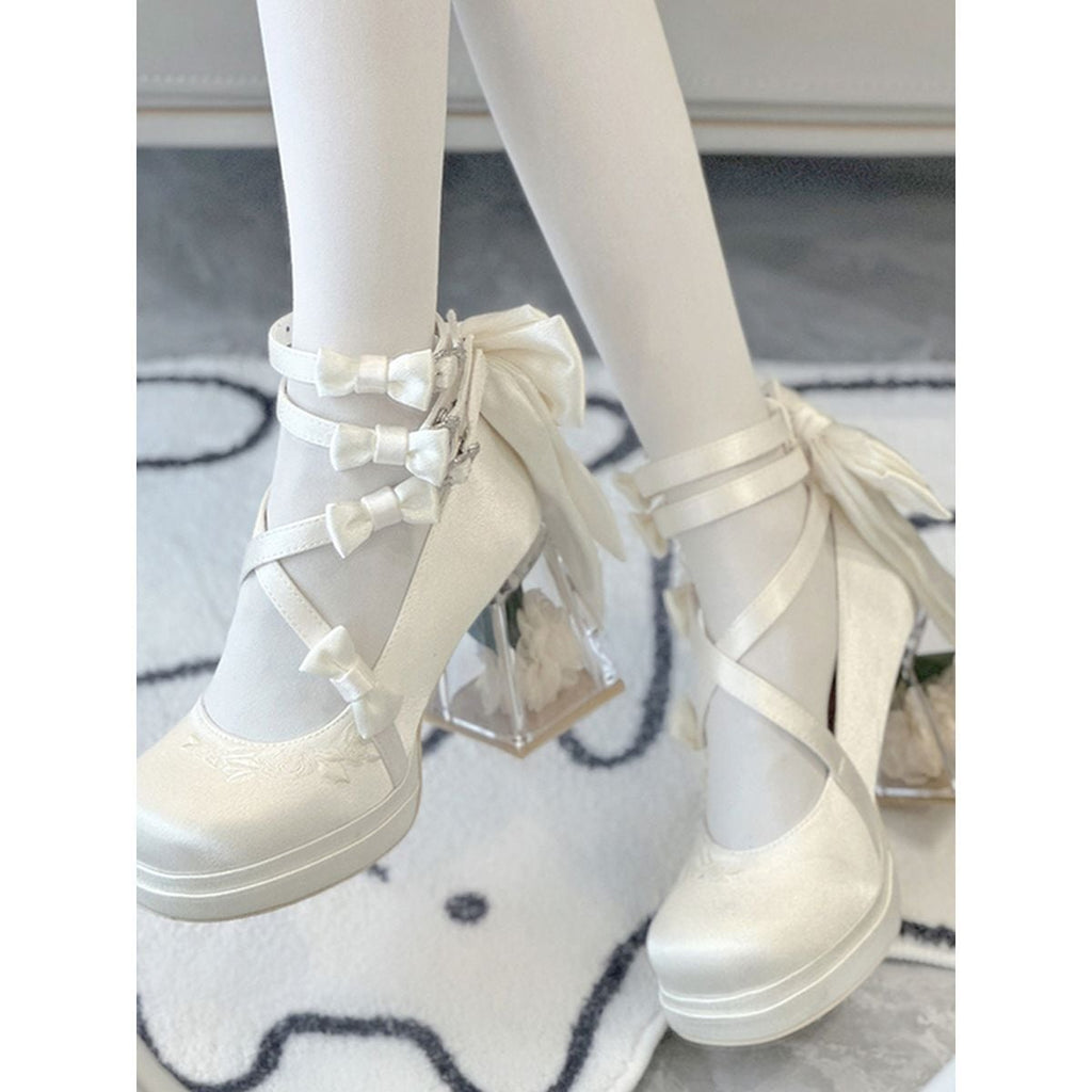 Elegant Flower Accent Pumps