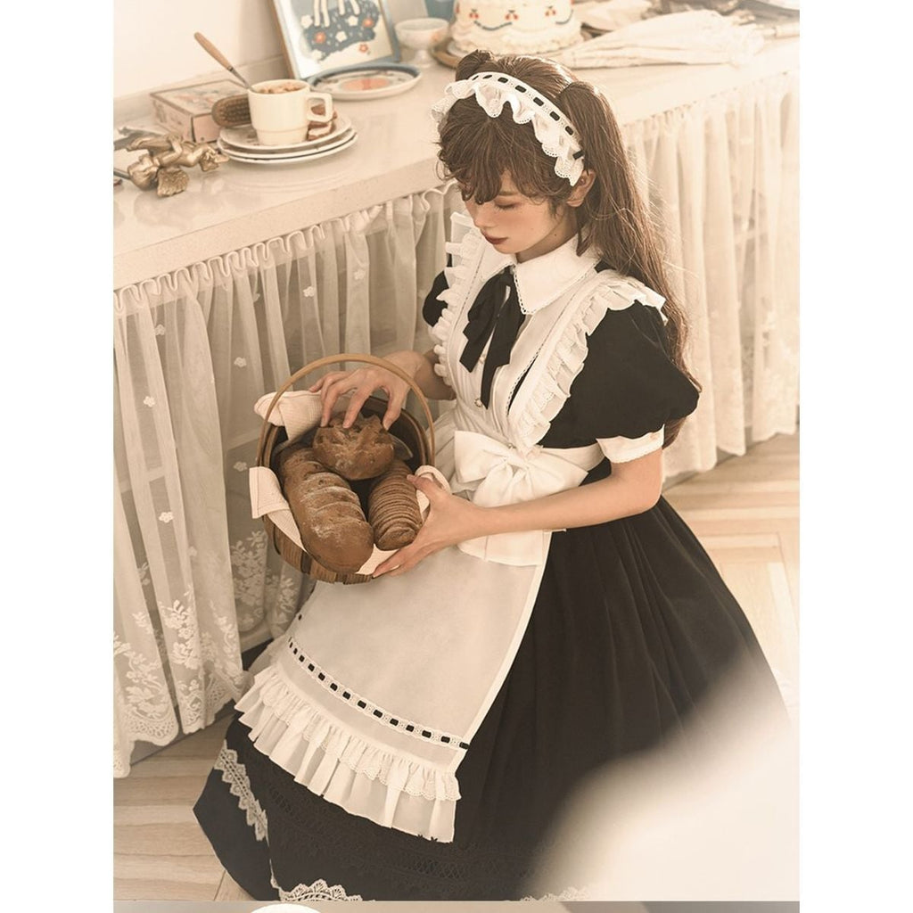 Victorian-Style Long Maid Outfit