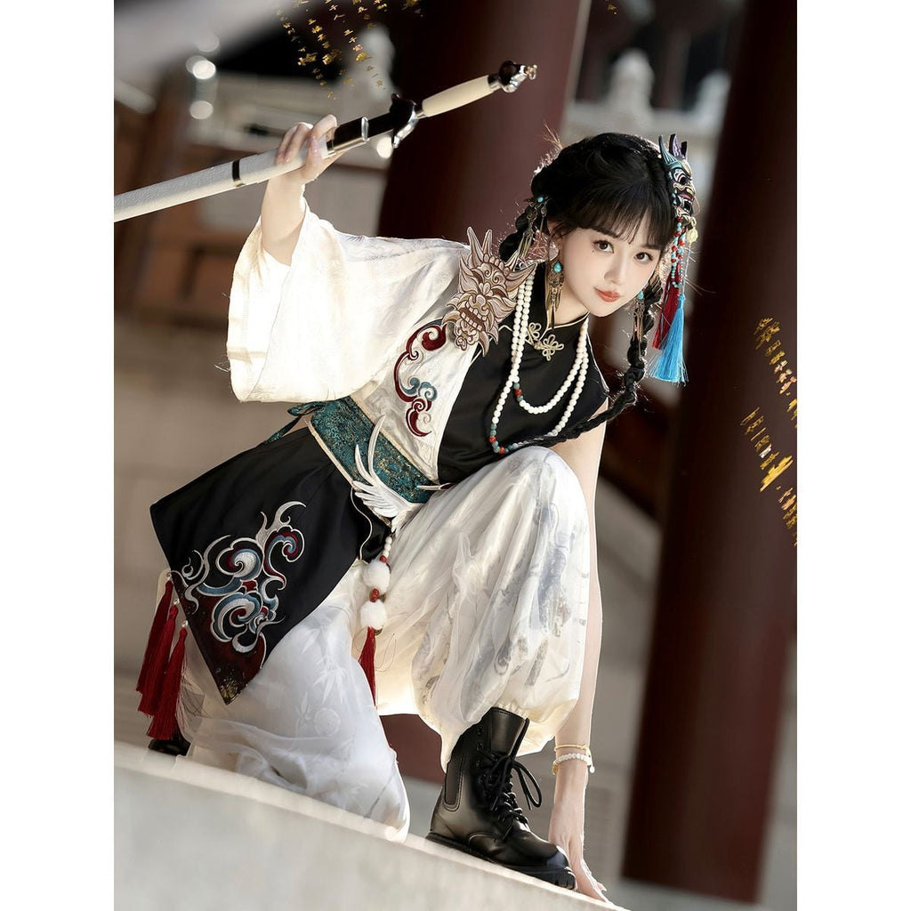 Asymmetrical Oriental-Inspired Set