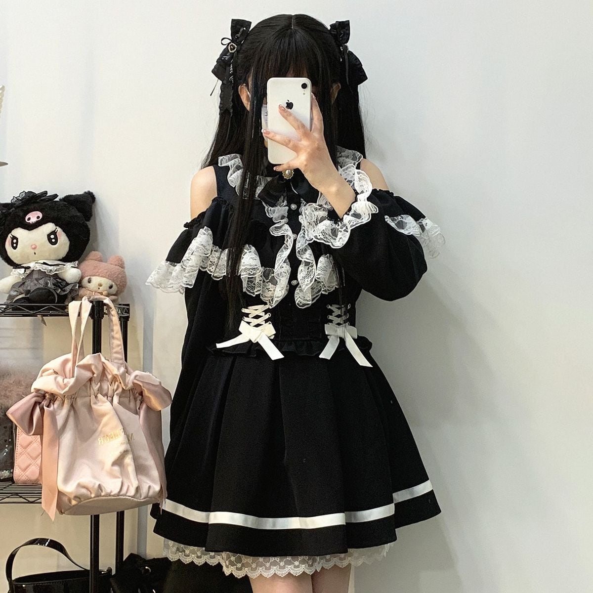 Jirai-kei Long Sleeve Open Shoulder Blouse