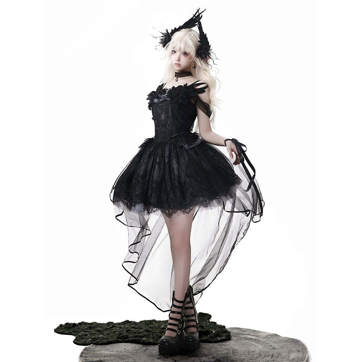 Elegant Gothic Lace Off-Shoulder Ensemble