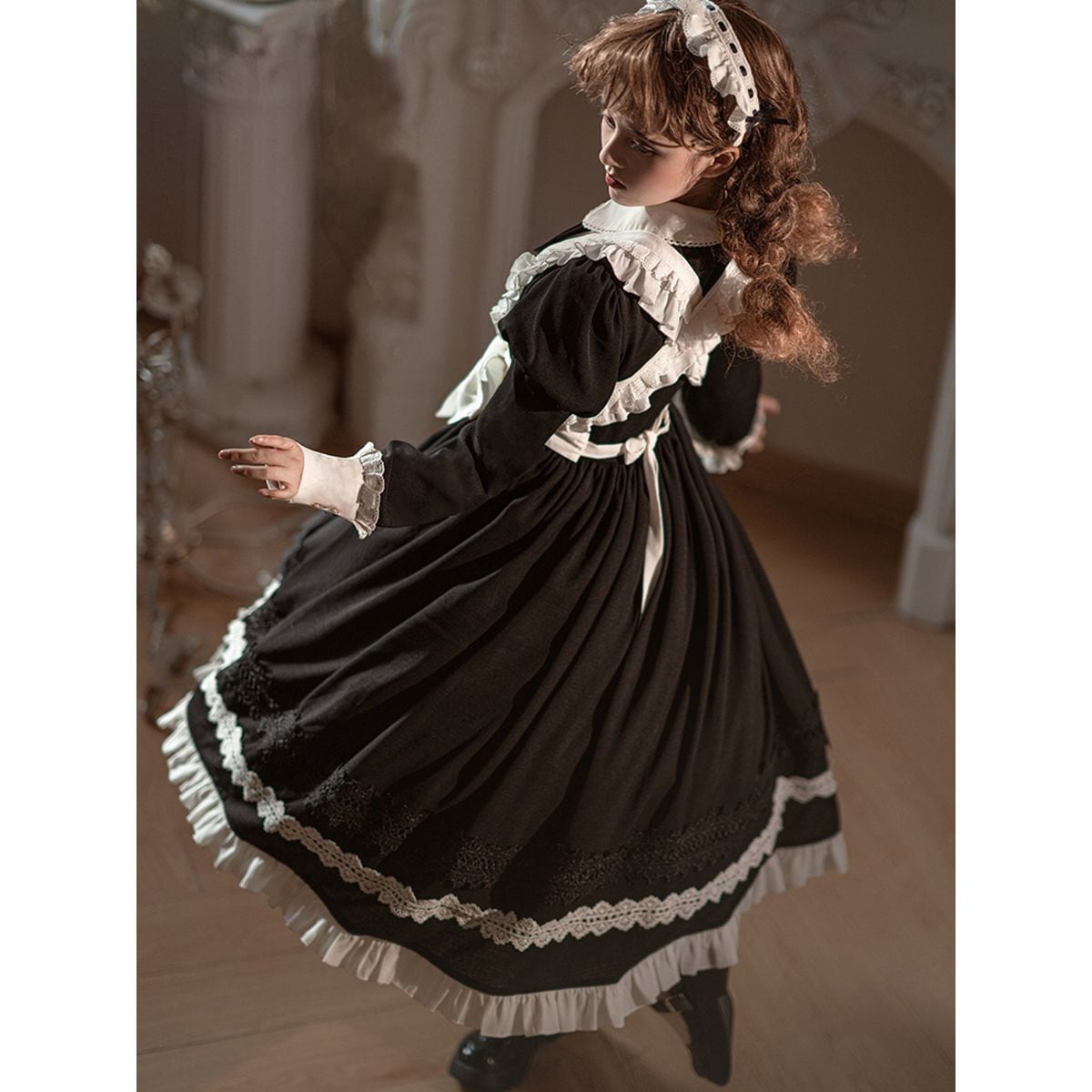 Victorian-Style Long Maid Outfit