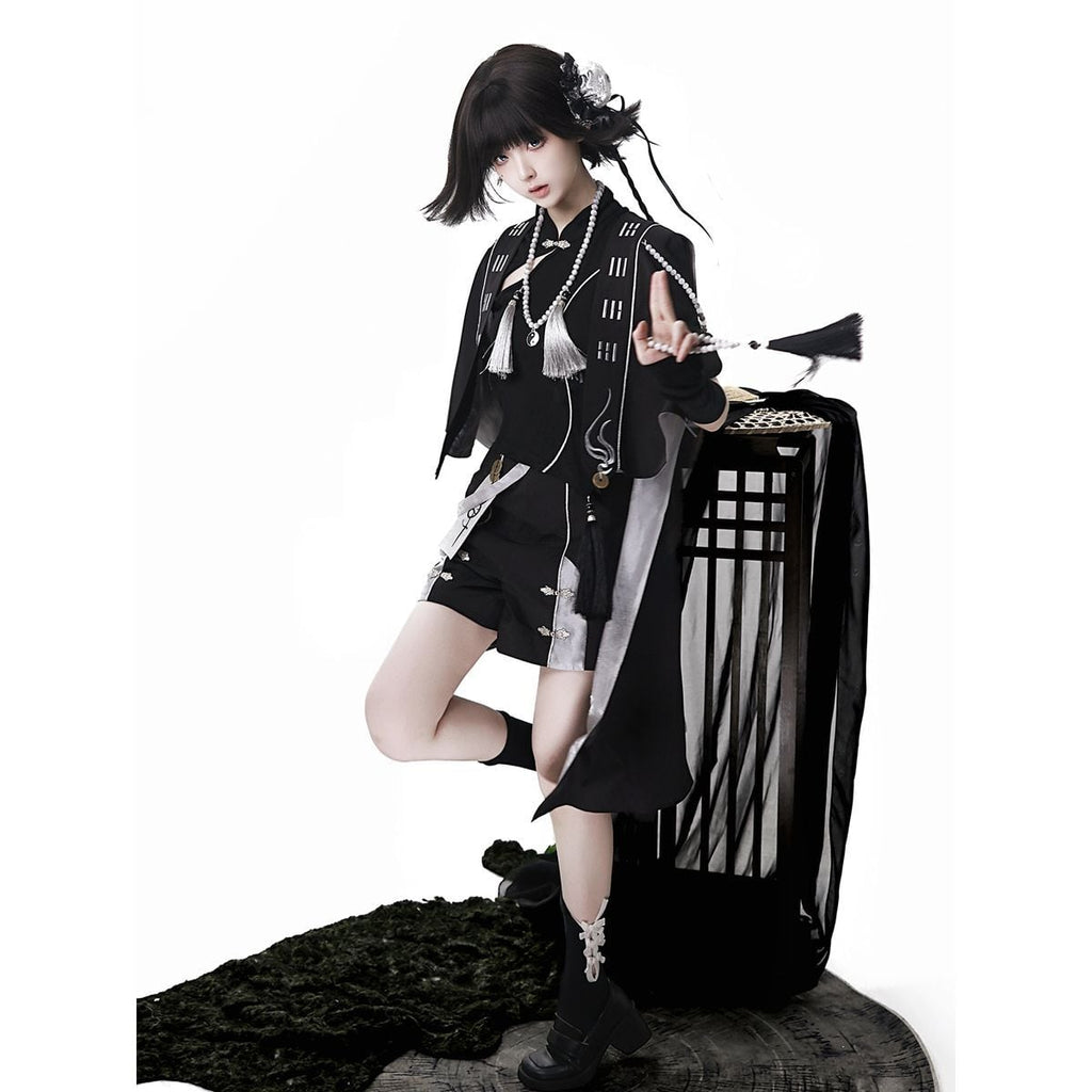 Stylish Cape Shorts Set