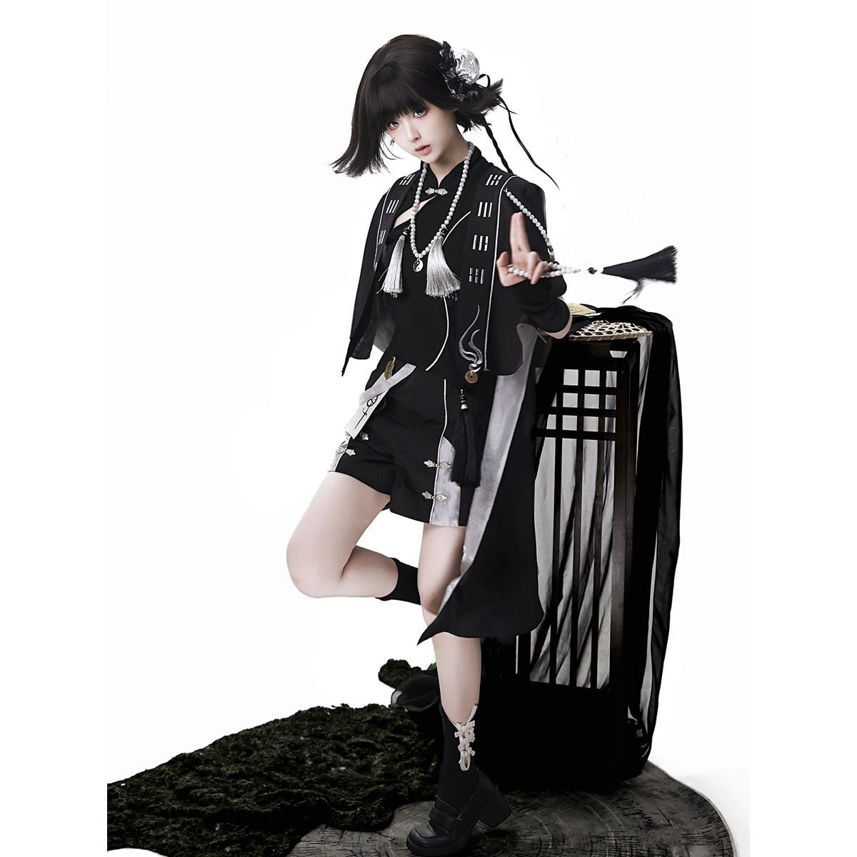 Stylish Cape Shorts Set