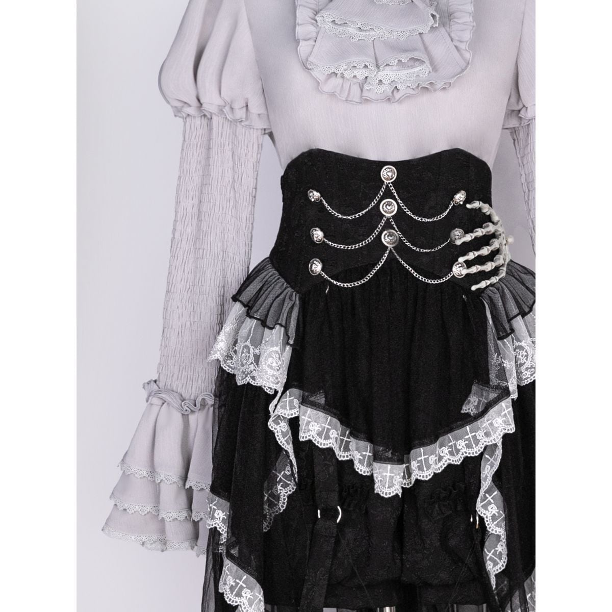 Elegant Gothic Lace Sleeve Ensemble