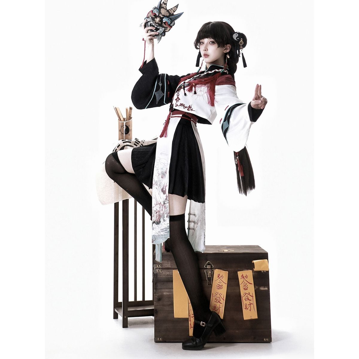 Stylish Asymmetrical Oriental Lolita Set