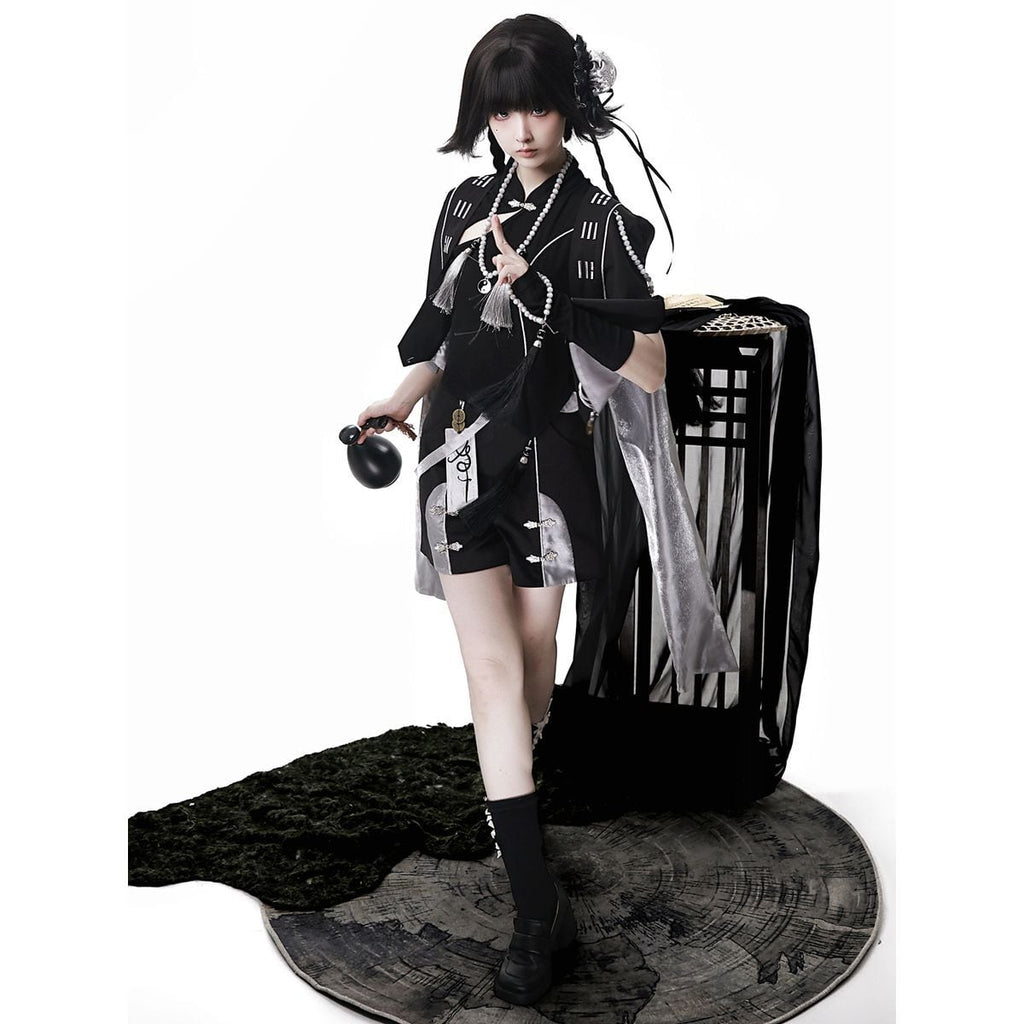 Stylish Cape Shorts Set