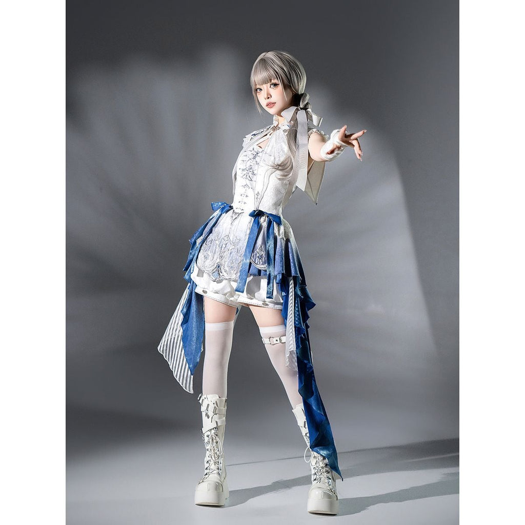 Elegant Sleeveless Blue Prince Ensemble