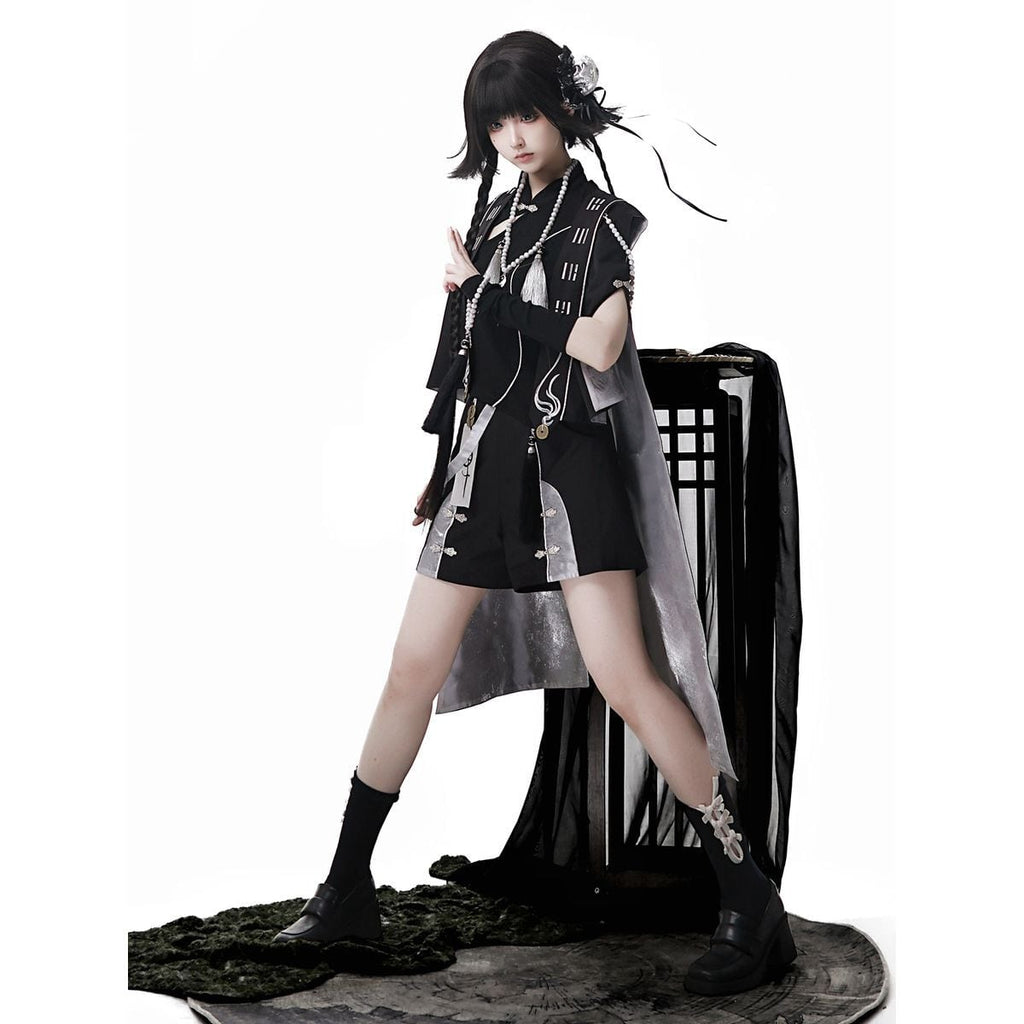 Stylish Cape Shorts Set