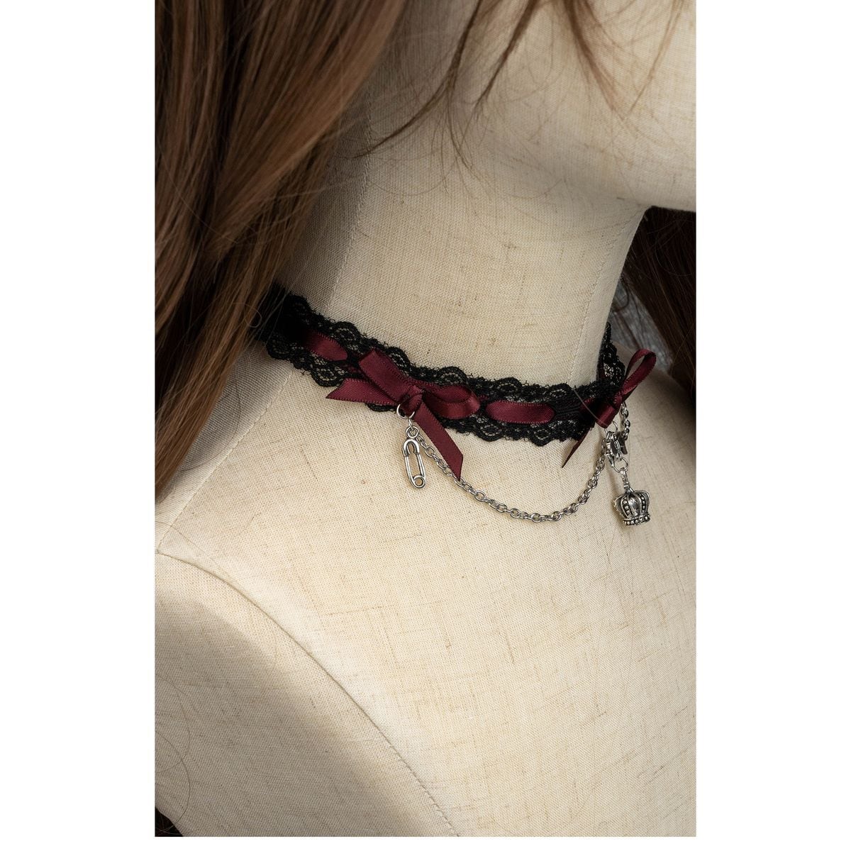 Crown Charm Ribbon Choker