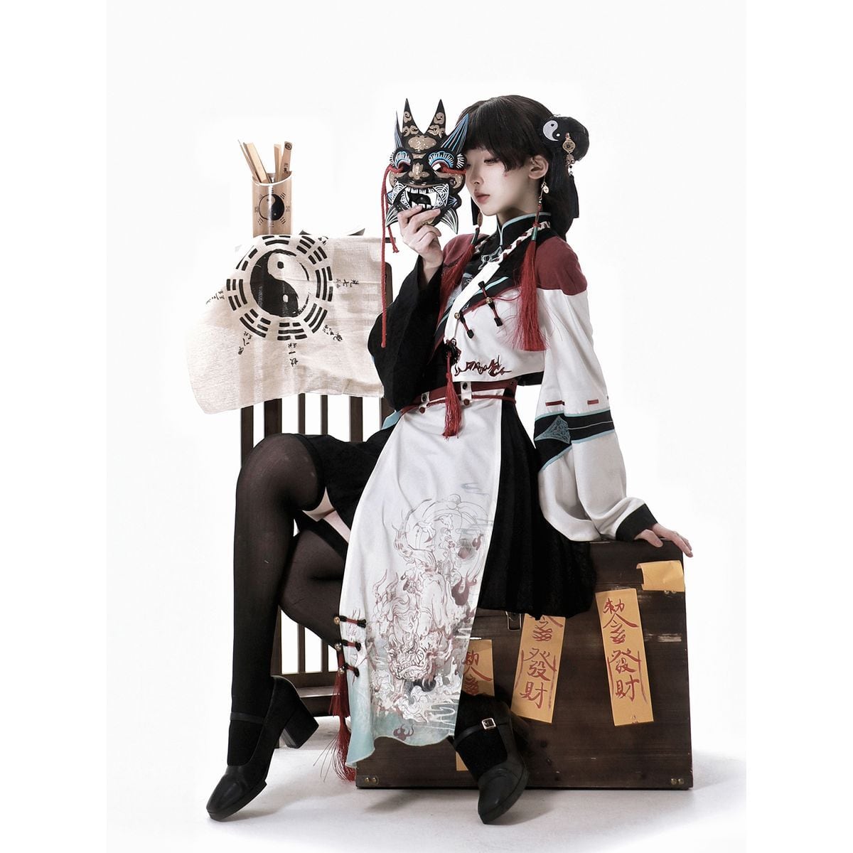 Stylish Asymmetrical Oriental Lolita Set