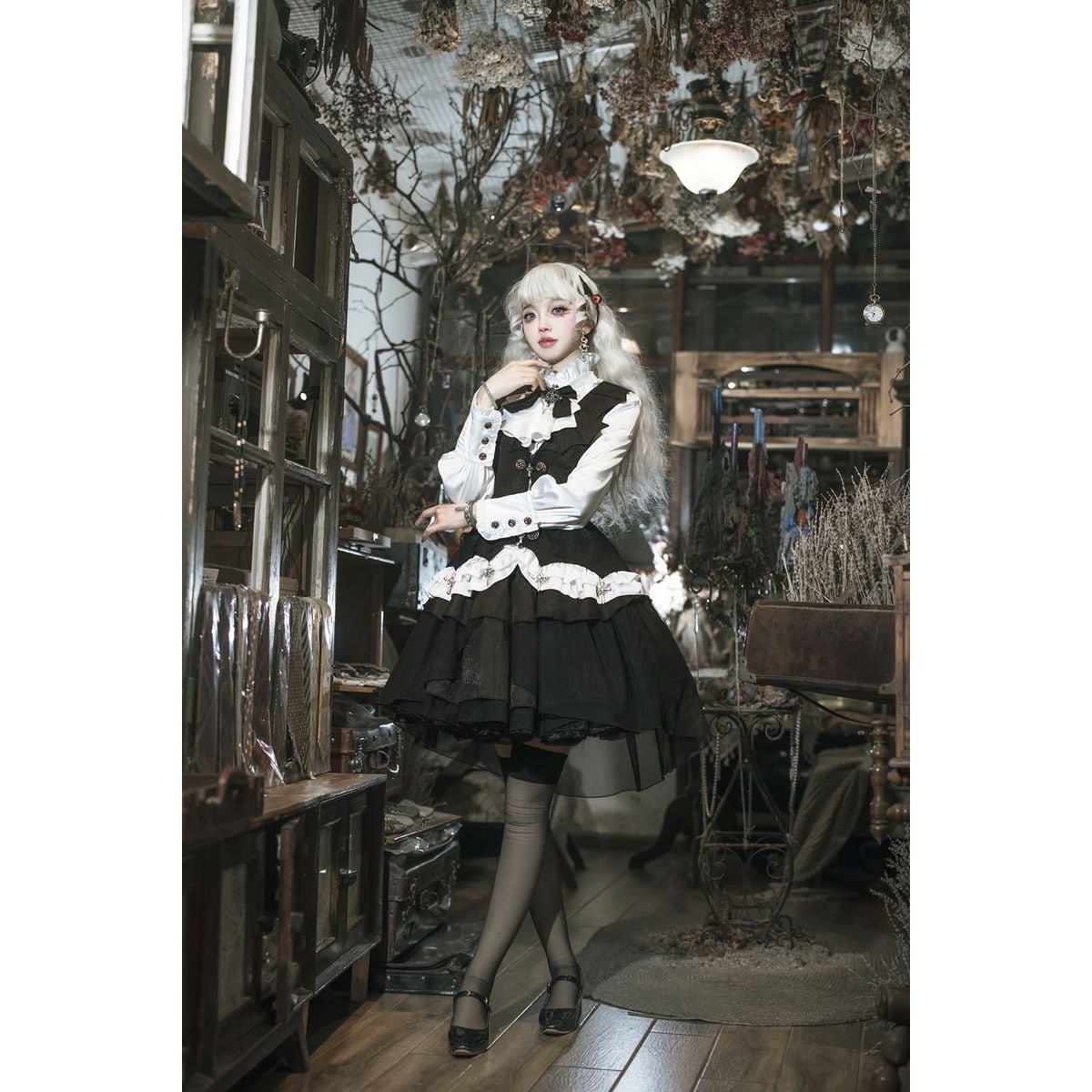 Gothic Elegance Ensemble